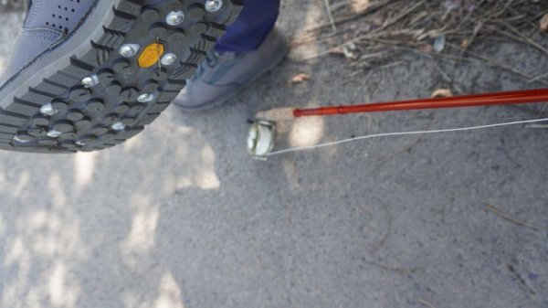 画像3: ★ウェーディングシューズの滑り止めに強い味方！アルミ製スタッズ★スタッズのみと強力接着剤のセットどちらか選べます★ (3)